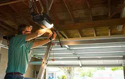 Security Garage Door Service Minneapolis, MN 612-504-0976 - repair-side